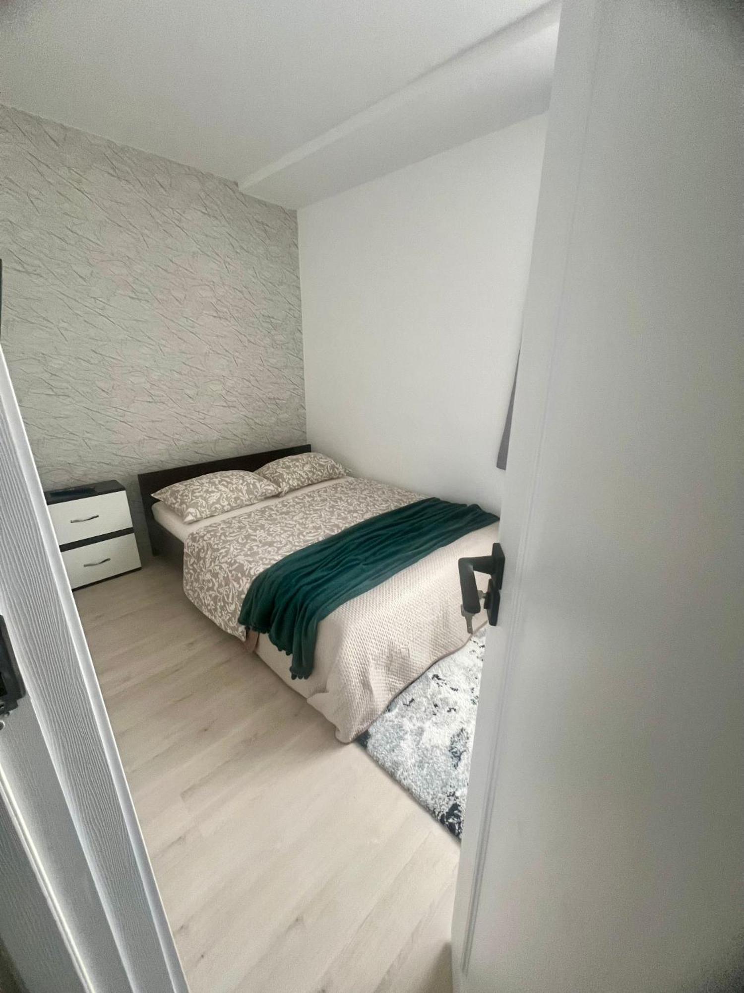 Apartament 2 Camere Baia Mare Extérieur photo